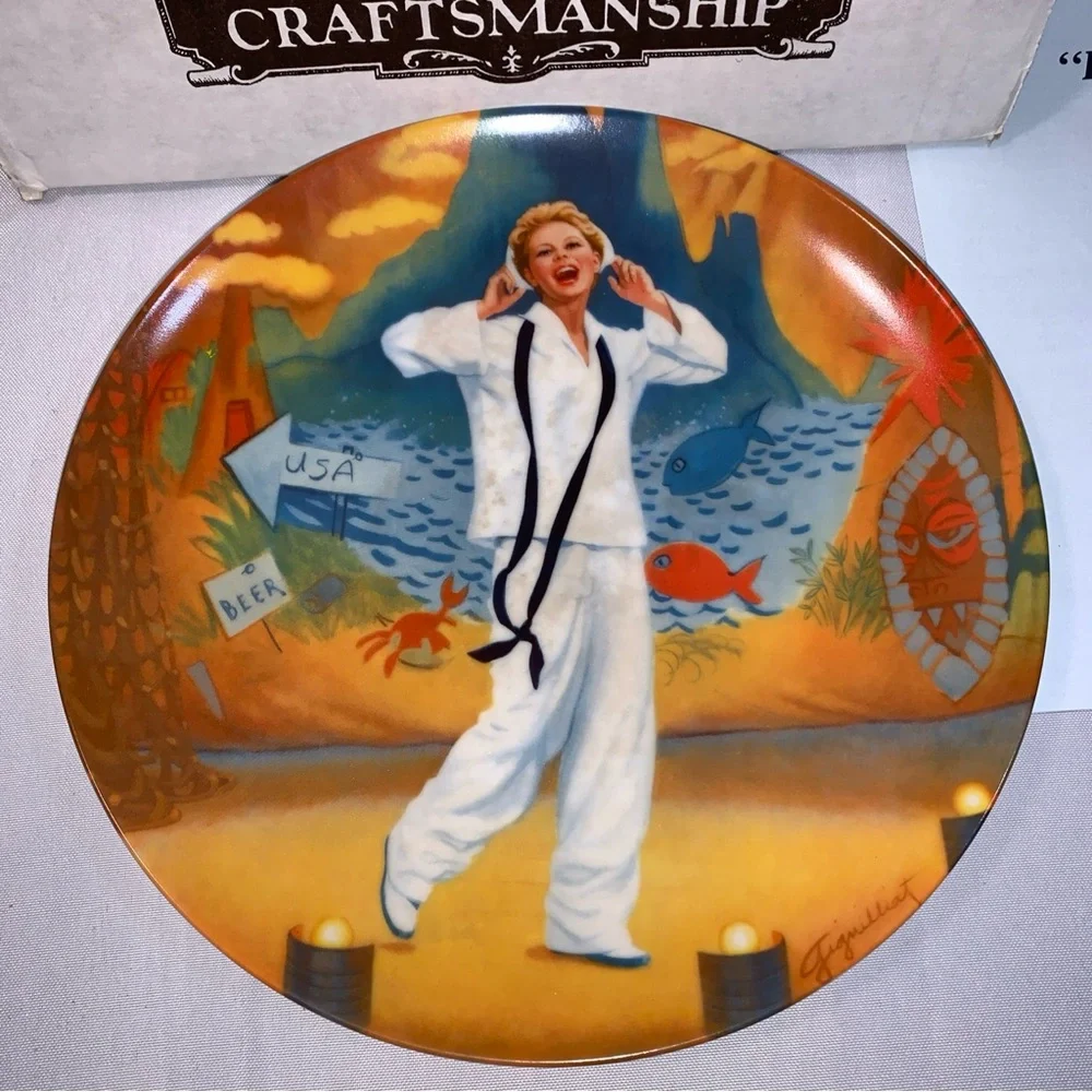 South Pacific Memorabilia Edwin M Knowles China Co Decorative Honey Bun Plate